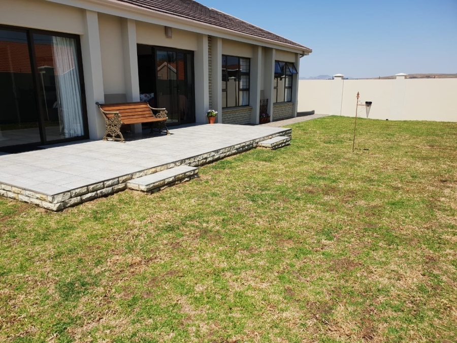 To Let 3 Bedroom Property for Rent in La Provance Free State